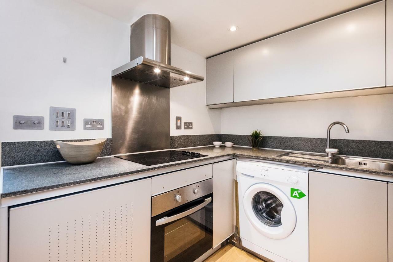 Stylish Hyde Park Apartment Лондон Екстер'єр фото